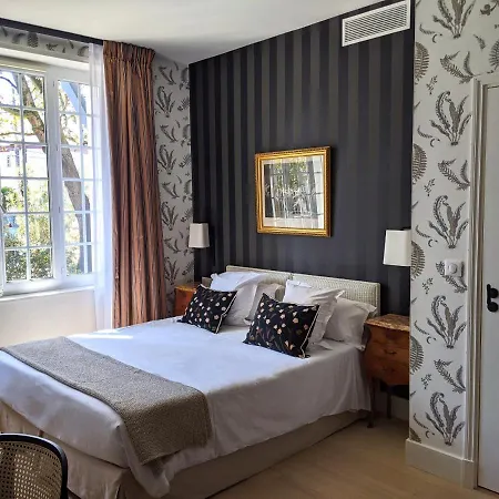 Le Saint Christophe מלון 4*