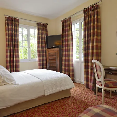 Le Saint Christophe מלון