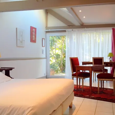 Le Saint Christophe Hotel