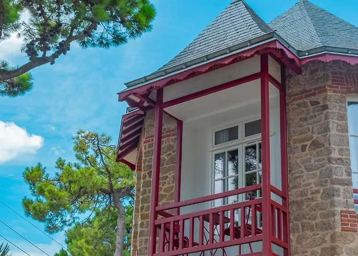 Le Saint Christophe 호텔